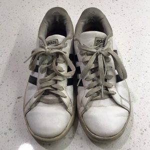 Used Adidas- Women’s 7